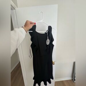 Petal & Pup Lanie Black Dress size 4. Never worn.